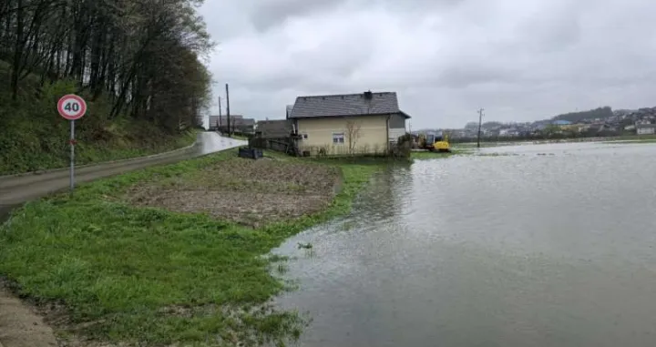 Poplave u Velikoj Kladuši/Fena/