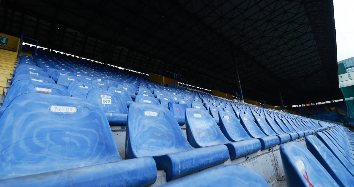 Stadion Grbavica pred utakmicu Željezničara i Posušja (FOTO: Adem Ćatić, www.fkz.ba)