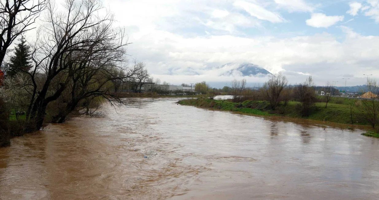 Poplava u Rajlovcu, izlila se rijeka Bosna/Damir Deljo