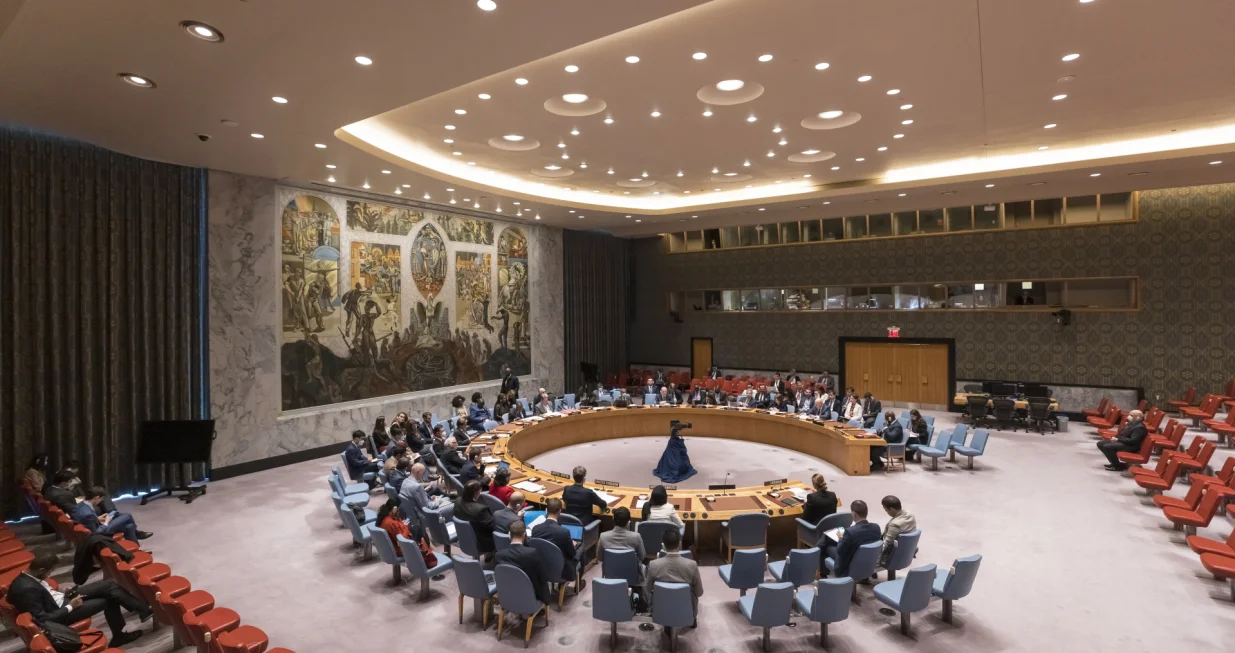 epa10270316 Diplomats during an United Nations Security Council meeting called by Russia at United Nations headquarters in New York, New York, USA, 27 October 2022. Russia is asking for an international investigation into unproven allegations that the United States and Ukraine are collaborating on illegal biological weapons in Ukraine. At left is Russia's Ambassador to the U.N. Vassily Nebenzia. EPA/JUSTIN LANE/Justin Lane