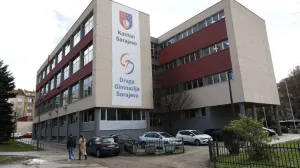 Druga gimnazija/Ilustracija/Fena//