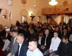 Bajram-namaz i bajramska hutba u Sinan-pašinoj džamiji u Mostaru; mostarski muftija dr. Salem-ef. Dedović. //