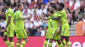 epa10141449 Bruno Fernandes of Manchester United celebrates his goal with team mates during the English Premier League soccer match between Southampton FC and Manchester United in Southampton, Britain, 27 August 2022. EPA/VINCE MIGNOTT EDITORIAL USE ONLY. No use with unauthorized audio, video, data, fixture lists, club/league logos or 'live' services. Online in-match use limited to 120 images, no video emulation. No use in betting, games or single club/league/player publications