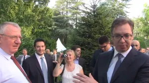 Vojislav Šešelj i Aleksandar Vučić (FOTO: Screenshot/YouTube/SrsOrgRs)