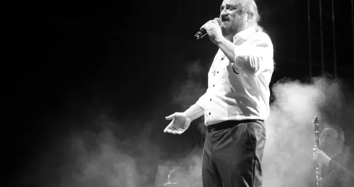 Volkan Konak, turska, pjevač//