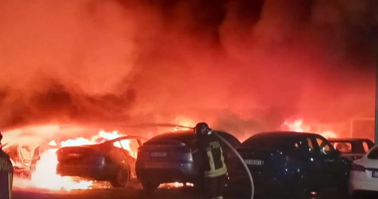 požar tesla/Gruppo Sciscione