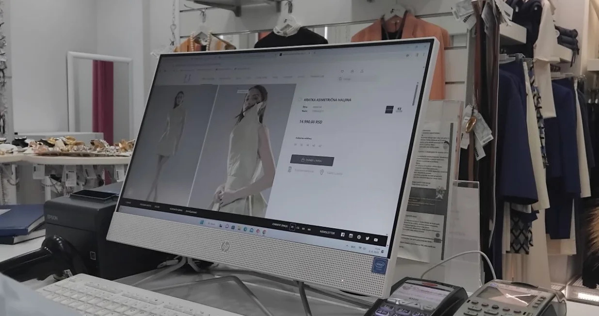 Prodavnica maturskih haljina/Oslobođenje/