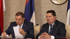Milorad Dodik i Nenad Stevandić/Borislav Zdrinja