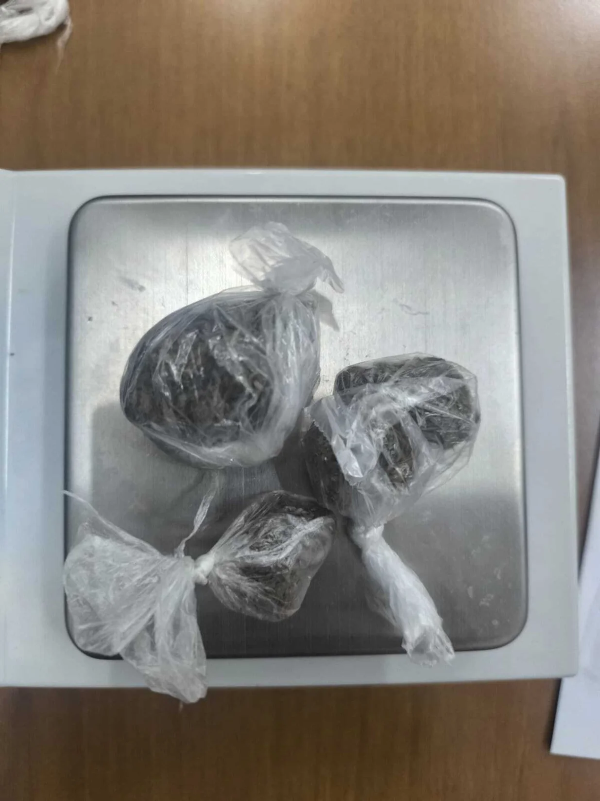 Zaplijenjeni su marihuana i speed/