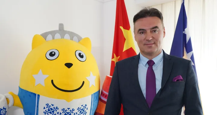 ambasador biih u kini siniša berjan/Kmg