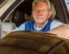Wim Boer, 78-godišnji Nizozemac iz Deldena, imao je san o vožnji luksuznog automobila u godinama svoje mirovine/Reinier Van Willigen