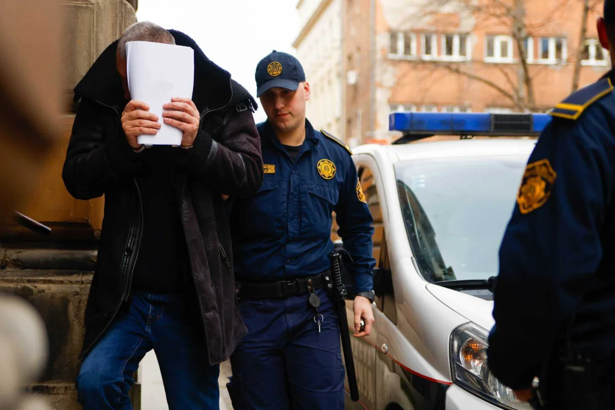 Uhapšeni u akciji Ata dovedeni na ročište u Kantonalni sud/Damir Deljo 