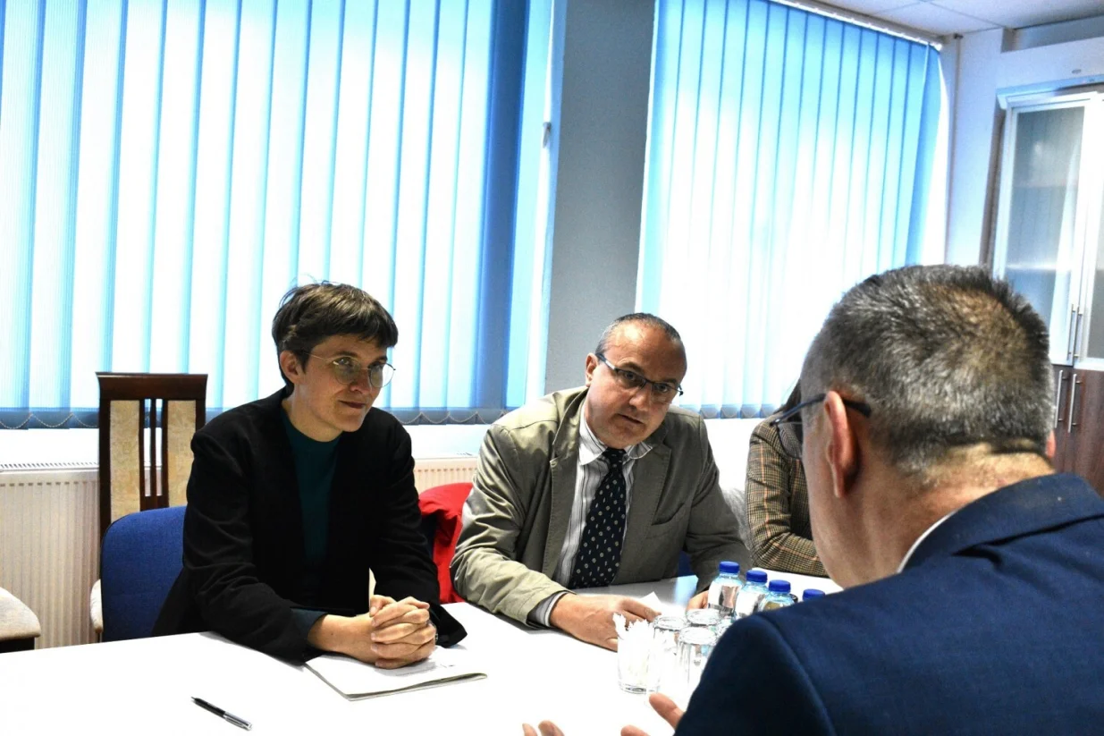 Anna Lurhmann, njemačka ministrica, sastala se sa predstavnicima SDS-a Milanom Miličevićem i Ognjenom Bodirogom/