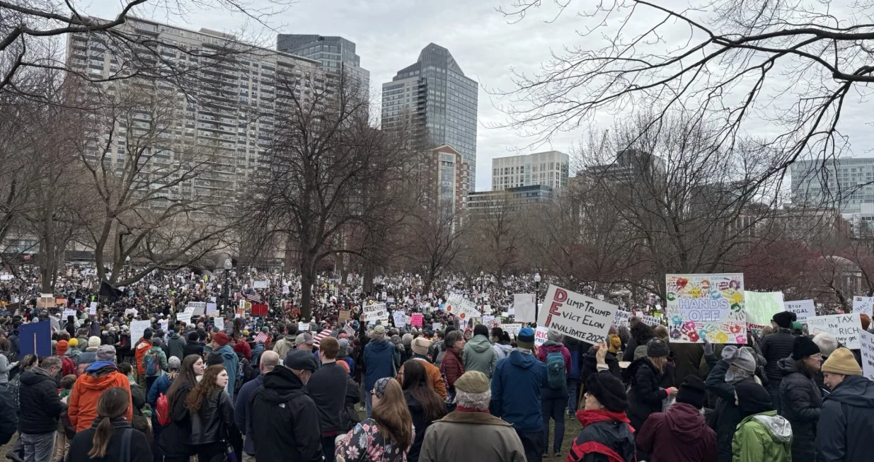 Jedan od organizovanih protesta/Pop Crave