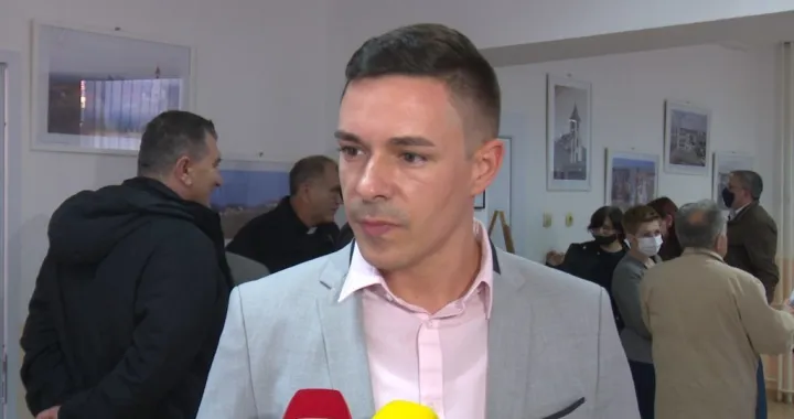 Miloš Bukejlović, ministar Vlada RS/