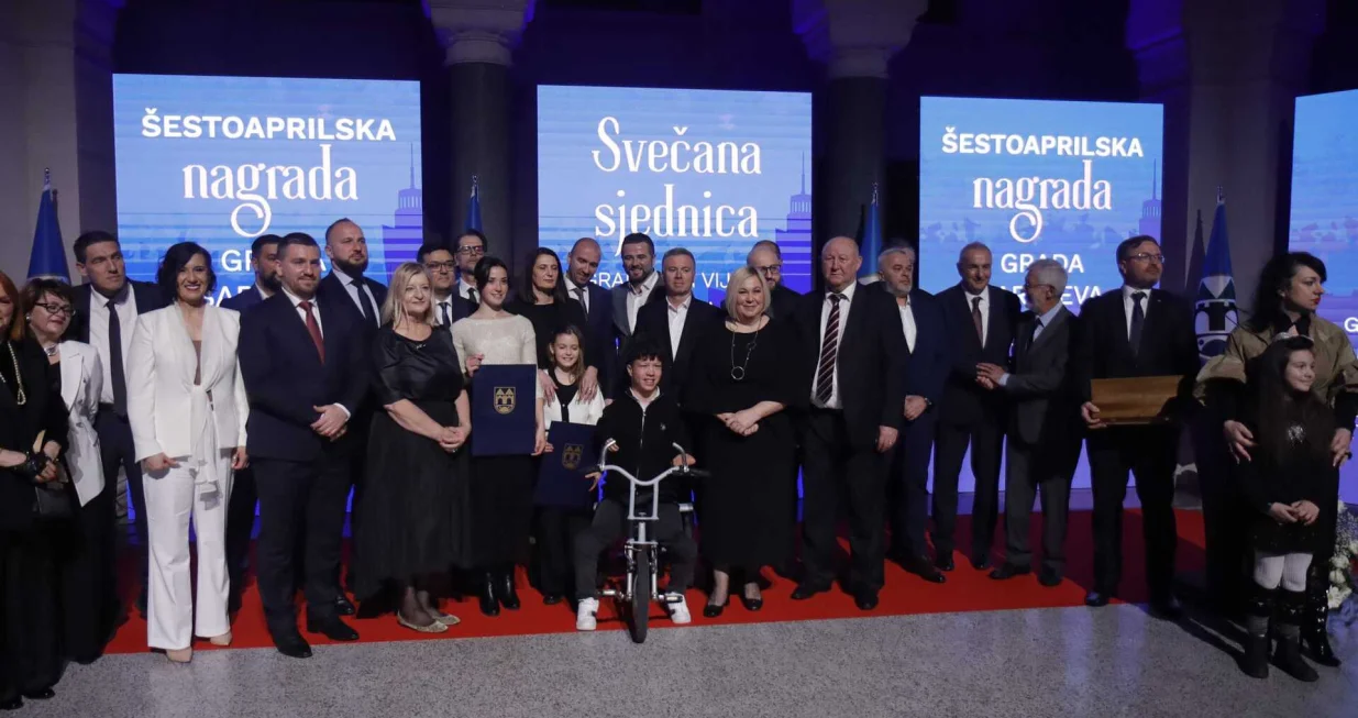 Svečanost u sarajevskoj Vijećnici/Senad Gubelić