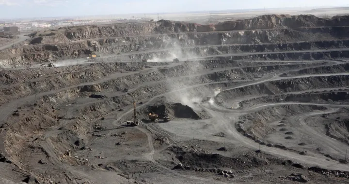 Objavljene mjere kontrole izvoza određenih artikala u vezi sa sedam vrsta srednjih i te&scaron;kih rijetkih zemalja//