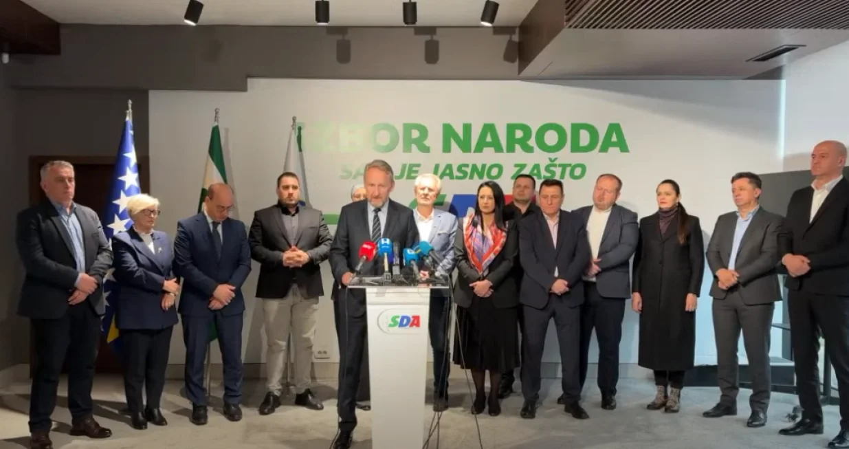 bakir izetbegović, sda/Screenshot