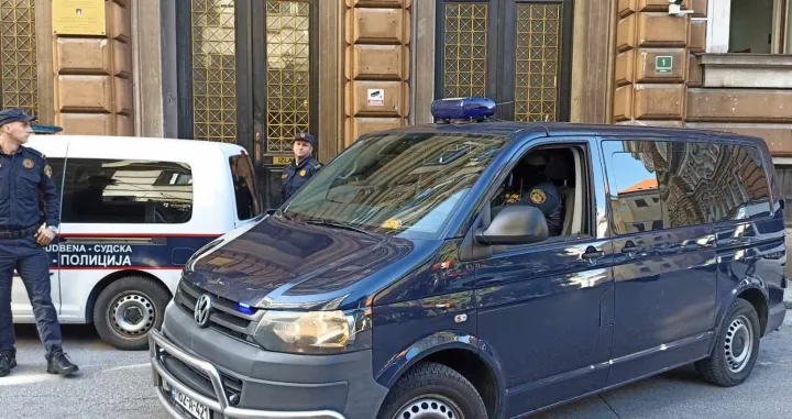  Optuženi je nakon izricanja presude vraćen u pritvor Amra Brkić Čekić, Kantonalni sud SARAJEVO/