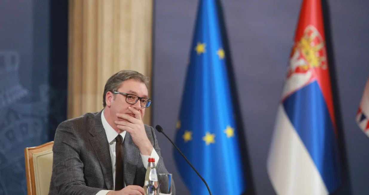 Beograd, Srbija - 23. januar 2023: Održana je danas sjednica Vlade Srbije na kojoj je prisustvovao i predsjednik Srbije Aleksandar Vučić. Nakon sjednice Vučić je održao konferenciju za novinare. Predsjednik Srbije Aleksandar Vučić izjavio je večeras u Beogradu da je plan Evropske unije (EU) za Kosovo, koji su mu predočili zapadni predstavnici, faktički postao novi pregovarački okvir za Srbiju u procesu evrointegracija. (Milos Miskov - Anadolu Agency)/�