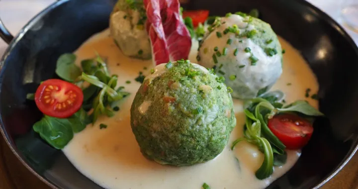 Ćufte od krompira i špinata s mozzarellom//