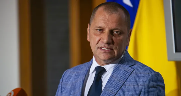 Sala Dom naroda Parlamenta BiH, Zlatko Miletić/Damir Deljo