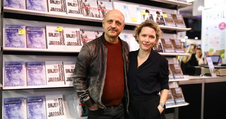 14.11.2024., Zagreb - Pjevac Mile Kekin na potpisivanju svoje nove knjige "Soundtrack za zivot". Photo: Emica Elvedji/PIXSELL/Emica Elvedji/pixsell