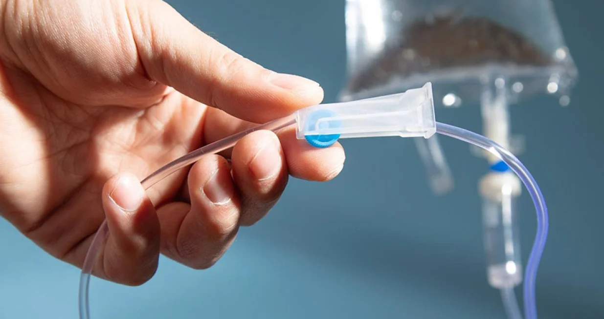 Infuzija,, igla, bolnica, doktor, pacijent, liječenje/Ilustracija