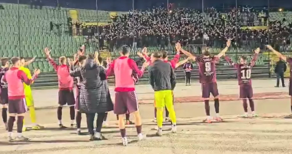Navijači i fudbaleri FK Sarajevo