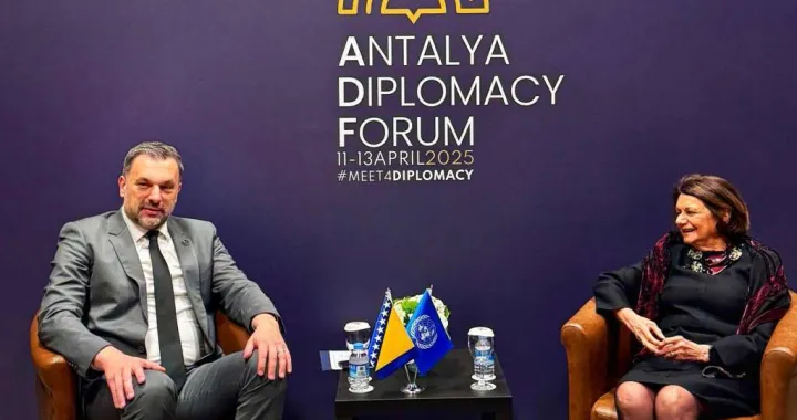 Susret Konakovića i DiCarlo upriličen na marginama Diplomatskog foruma/Fena/