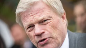 epa10191322 Bayern Munich chief executive officer Oliver Kahn attends the 187th edition of the traditional Oktoberfest beer and amusement festival in Bavaria state's capital of Munich, Germany, 18 September 2022. The Oktoberfest 2022 runs from 17 September to 03 October 2022 and several millions of visitors are expected from all over the world. The event resumes after being canceled for two years in a row due to the coronavirus disease (COVID-19) pandemic. EPA/CHRISTIAN BRUNA