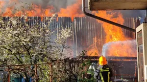 Požar u Živinicama, gori objekat firme Hrastik/Živinički Hunjer