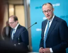 Statement der CDU_CSU zur Vertrauensfrage des Bundeskanzlers Aktuell, 16.12.2024, Berlin, Friedrich Merz CDU gemeinsam mit Alexander Dobrindt CSU bei ihrem Statement im Anschluss an die Wahl zur Vertrauensfrage des Bundeskanzlers von CDU und CSU Bundestagsfraktion im Reichstagsgebaeude Berlin Berlin Deutschland *** Statement by the CDU CSU on the vote of confidence in the Federal Chancellor Current, 16 12 2024, Berlin, Friedrich Merz CDU together with Alexander Dobrindt CSU during their statement following the election on the vote of confidence in the Federal Chancellor by the CDU and CSU parliamentary group in the Reichstag building Berlin Berlin Germany Photo: IMAGO/IMAGOSTOCK&PEOPLE/Imago/imagostock&people