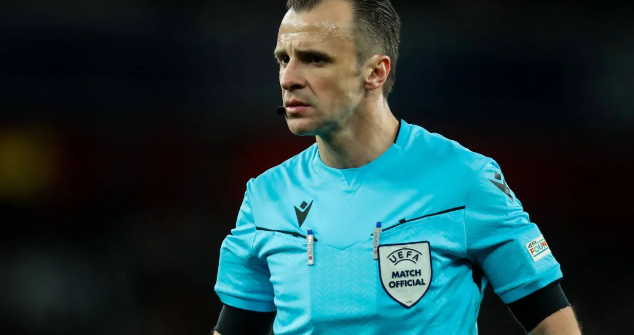 UEFA Champions League Quarter-finals Arsenal v Real Madrid Referee Irfan Peljto looks on during the UEFA Champions League Quarter-finals match Arsenal vs Real Madrid at Emirates Stadium, London, United Kingdom, 8th April 2025 Photo by Izzy Poles/News Images London Emirates Stadium Greater London United Kingdom Copyright: xIzzyxPoles/NewsxImagesx Photo: IMAGO/Izzy Poles/News Images/IMAGOSPORT