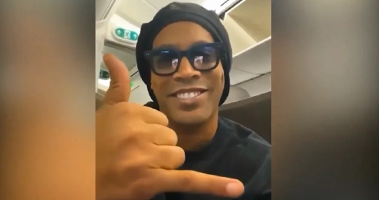 Ronaldinho poruka Vučiću