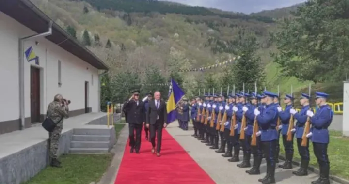 Centralna svečanost u kasarni Kosova/Elma Geca 