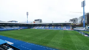 Stadion Grbavica pred utakmicu Željezničara i Posušja (FOTO: Adem Ćatić, www.fkz.ba)