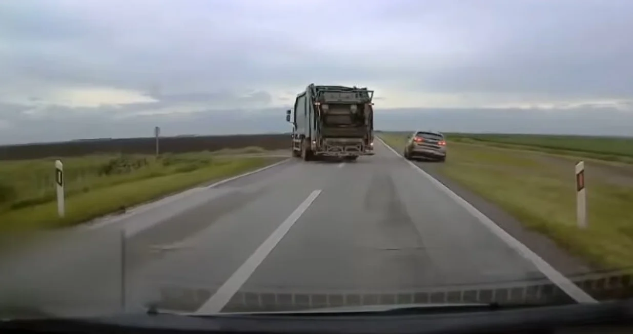 Srećom, tragedija je izbjegnuta/Prometne Zgode I Nezgode