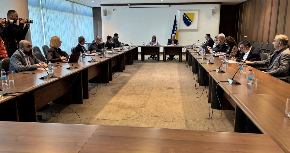 Saslušanja pred parlamentarnom komisijom/