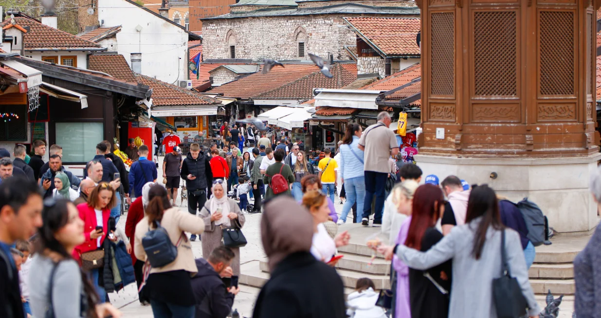 Šetnja Baščaršija, Ferhadija i Titova sredina aprila/Damir Deljo 