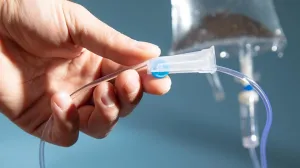 Infuzija,, igla, bolnica, doktor, pacijent, liječenje/Ilustracija