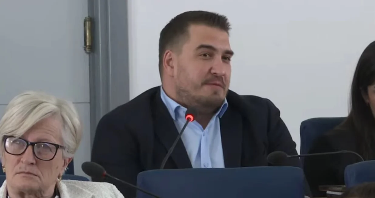 Opozicija kritikuje prijedlog za novog ministra/