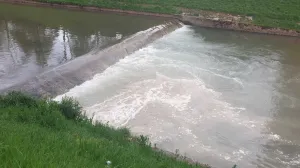 Smrdljiva tečnost zgrozila Sarajlije/ Čitatelj/