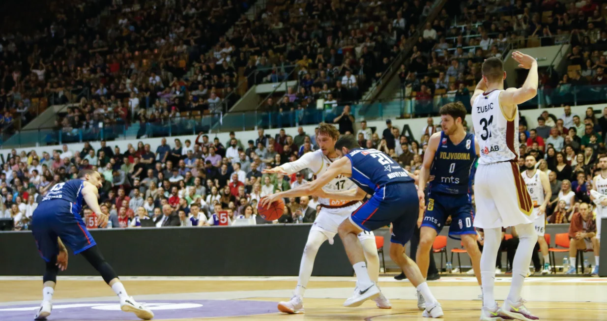 KK Bosna - KK Vojvodina (FOTO: Damir Deljo/Oslobođenje)