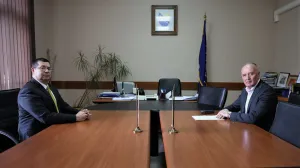 Zukan Helez i Eric Adams/