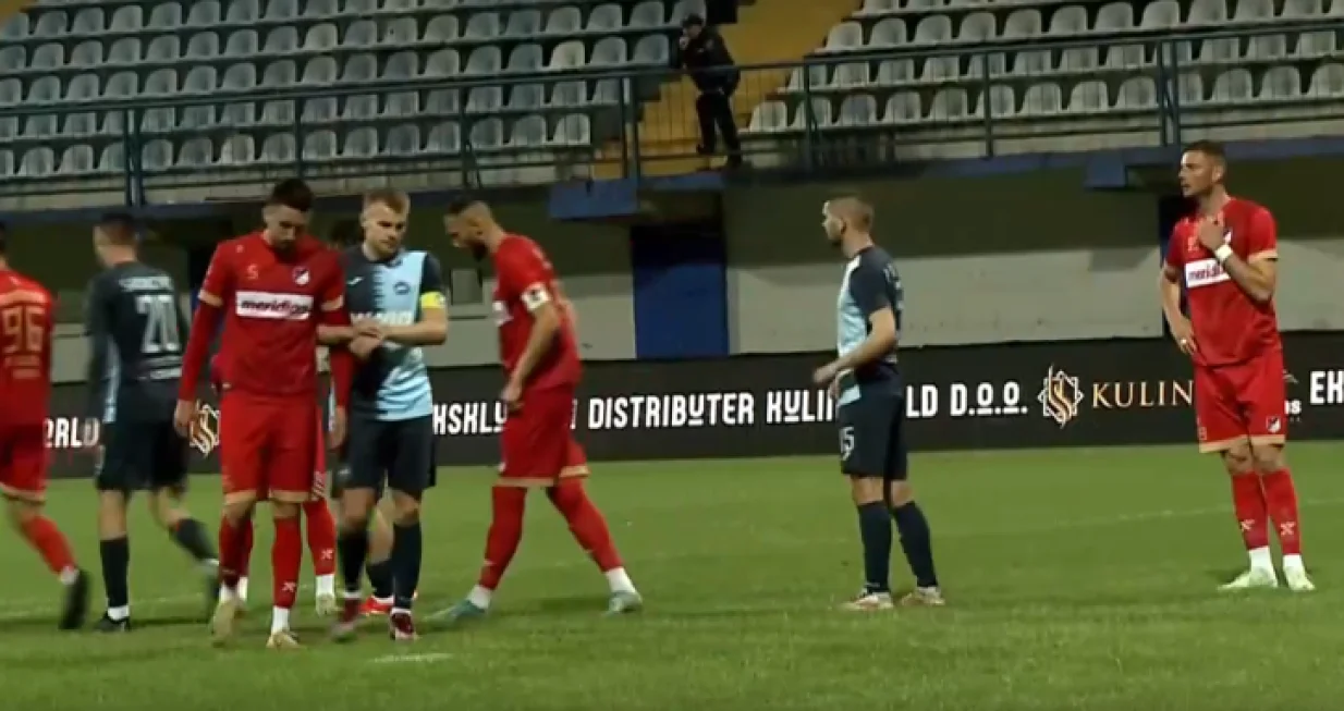 Detalj sa utakmice u Gabeli (FOTO: Screenshot - Arena Sport)