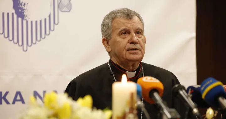 Tradicionalna uskrsna poruka vrhbosanskog nadbiskupa Tome Vukšića iz Nadbiskupske rezidencije u Sarajevu/Senad Gubelić