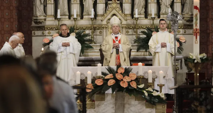 Sveta misa povodom Uskrsa - Katedrala Srca Isusova/Senad Gubelić