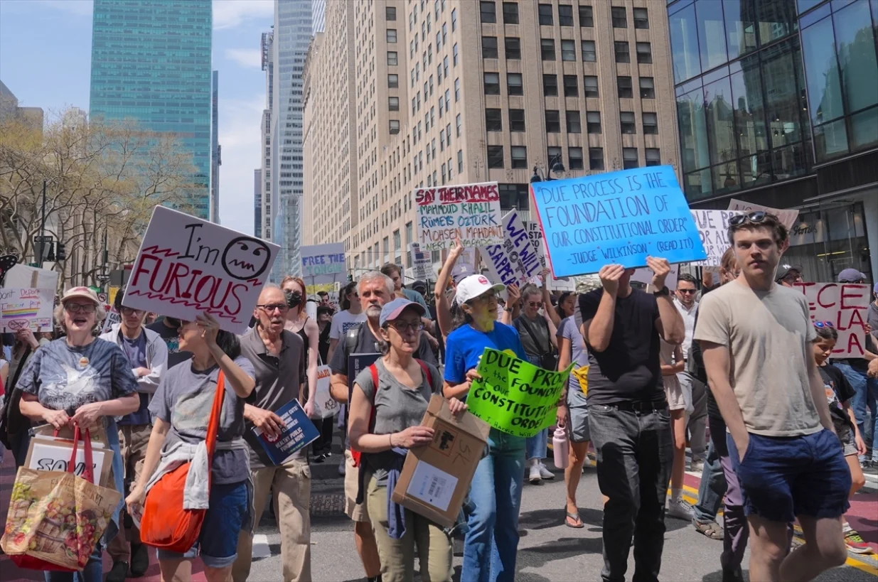 Protestni skupovi širom SAD-a protiv administracije Donalda Trumpa; New York//