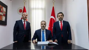 Turski ministar vanjskih poslova Hakan Fidan otvorio je novi generalni konzulat Turske na sjeverozapadu Alžira./